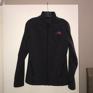 The North Face Women’s Apex Jacket Softshell